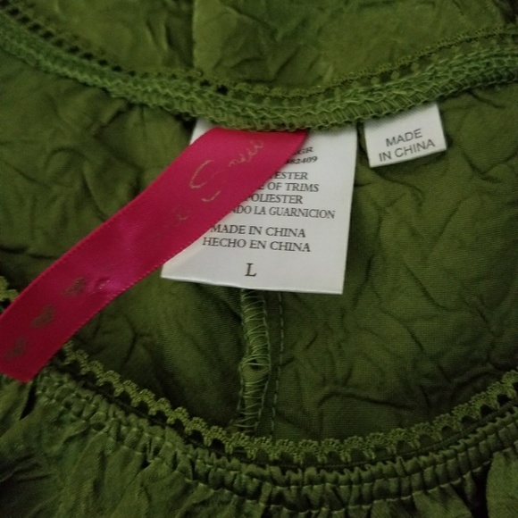 Top - Picture 3 of 3